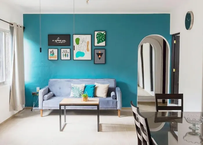 Apartamento 3 Bedroom In Quiet Residential Area